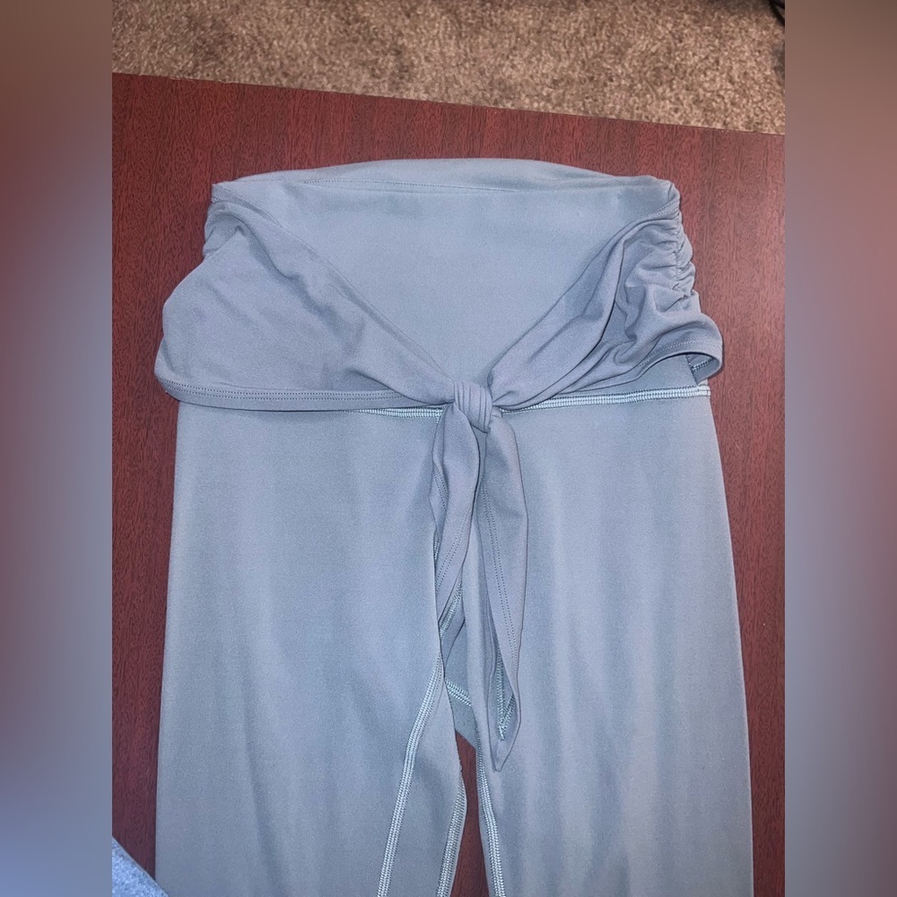 Lululemon Align Pant 28" *Wrap Waist - Picture 3 of 7